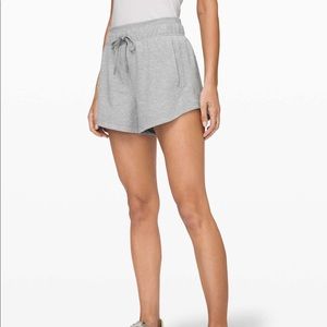 Lululemon Inner Glow Shorts 3”